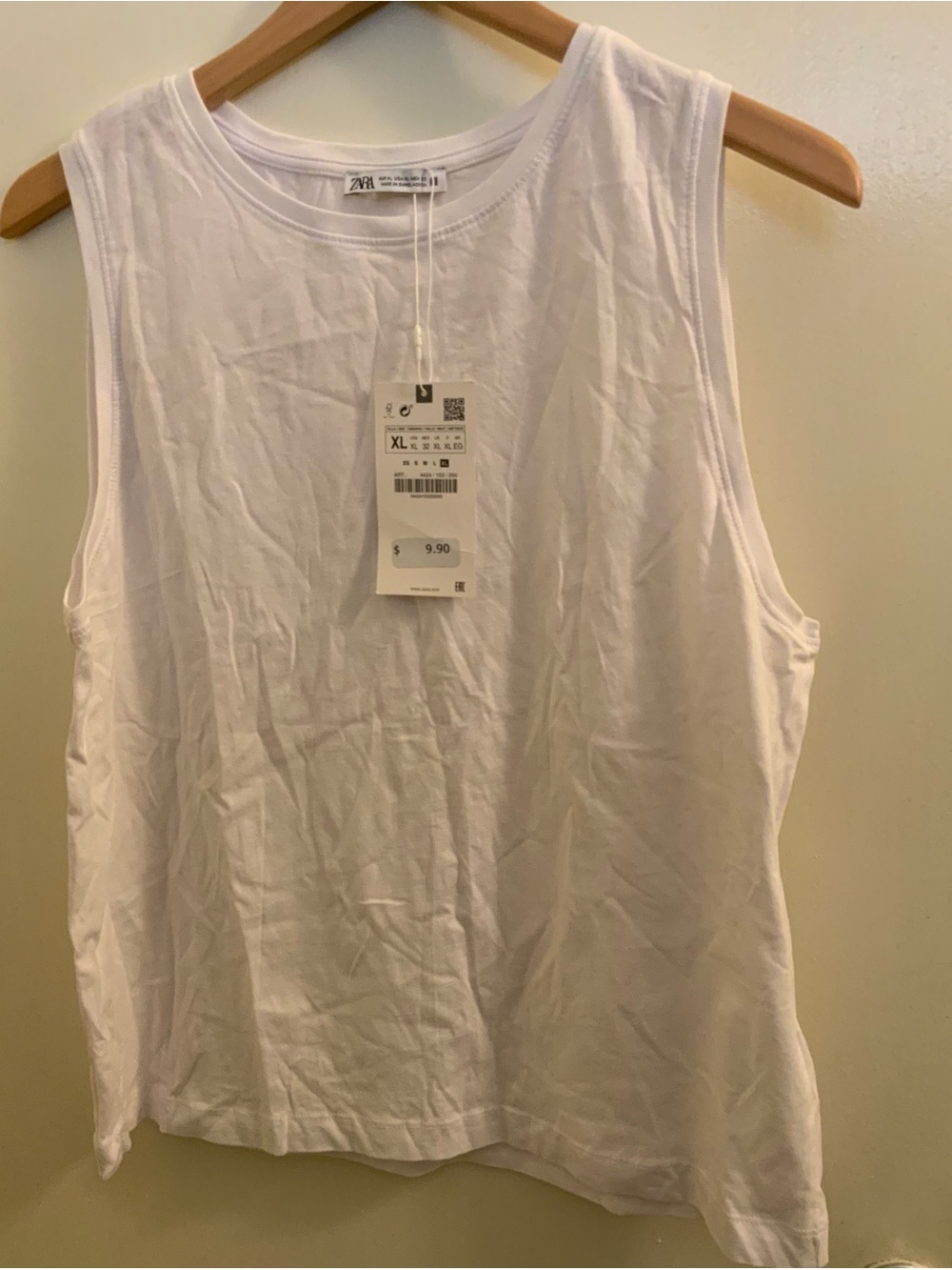 Zara White Sleeveless Tank Top - Crew Neck